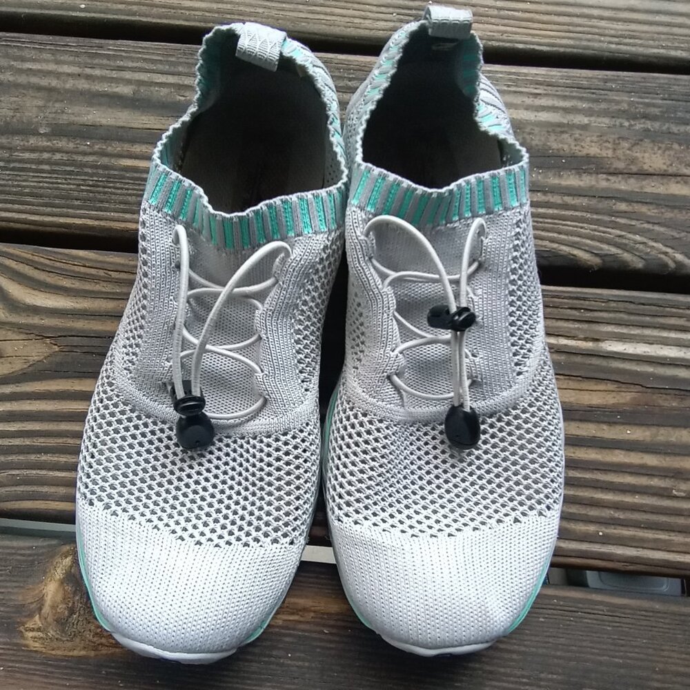 Aleader Women's Adventure Water Shoes Size 10 Gray Lightweight Flexible